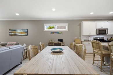Priced $35k under recent appraisal! Welcome to 76 Oaktree Blvd - photo 12