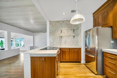 Breathtaking half acre on the Lake Worth municipal golf course - photo 12