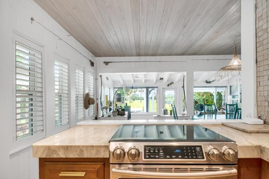 Breathtaking half acre on the Lake Worth municipal golf course - photo 16