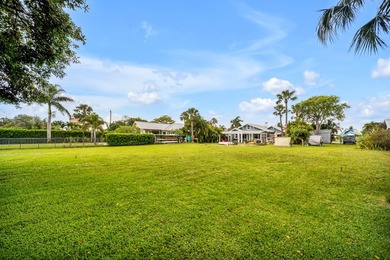 Breathtaking half acre on the Lake Worth municipal golf course - photo 24