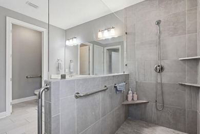 Priced $35k under recent appraisal! Welcome to 76 Oaktree Blvd - photo 34