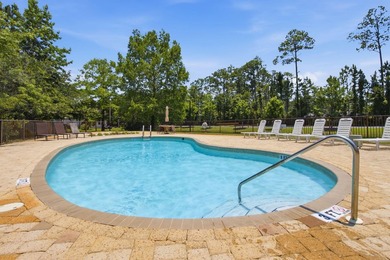 Priced $35k under recent appraisal! Welcome to 76 Oaktree Blvd - photo 47
