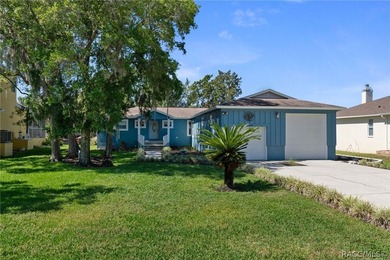 Price Improvement!!! Waterfront Paradise in Riverhaven Village! - photo 9