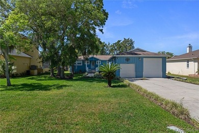 Price Improvement!!! Waterfront Paradise in Riverhaven Village! - photo 10