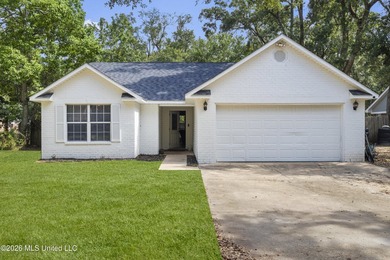 Beautiful and move-in ready 3 bedroom 2 bath brick home in Ocean - photo 1