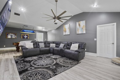 Beautiful and move-in ready 3 bedroom 2 bath brick home in Ocean - photo 6