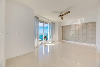 Stunning corner, waterfront unit in luxury, resort style