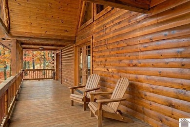 Exceptional Lake Barkley waterfront Eastern Red Cedar log home