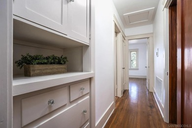 Don't miss this rare chance: two lovely homes on a generous 7 - photo 31