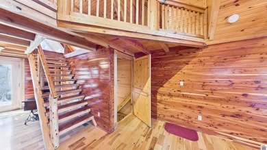 Exceptional Lake Barkley waterfront Eastern Red Cedar log home