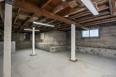 Don't miss this rare chance: two lovely homes on a generous 7 - photo 38