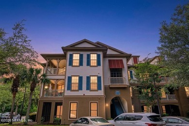 Welcome to this move-in ready, priced to sell, first-floor end - photo 1