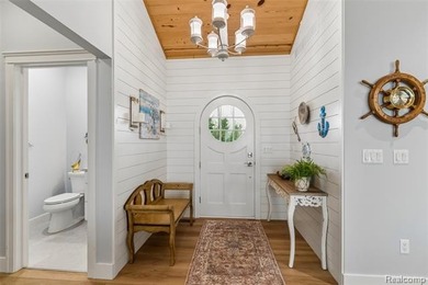 Additional listing photo 2