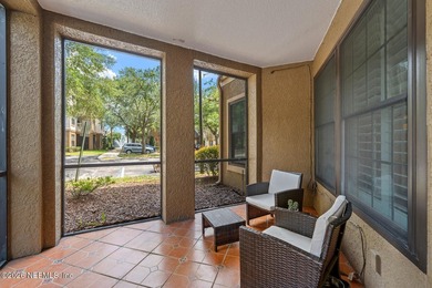 Welcome to this move-in ready, priced to sell, first-floor end - photo 4