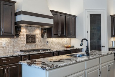 Welcome to this Stunning Saltwater Home build in The - photo 11