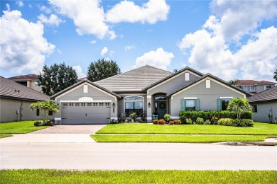 Lake Home For Sale in Auburndale, Florida