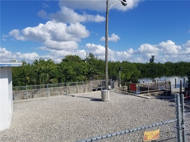 CITY WATER & SEWER AVAILABLE!! Conveniently located to shopping - photo 32