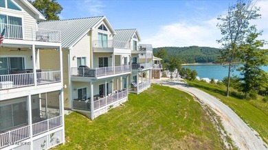 Fully furnished and ready for summer, this newer Deer Hill Villa - photo 35