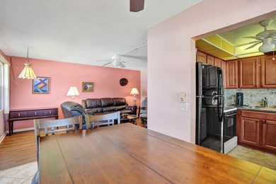 Private, first floor corner unit, furnished 2 bedroom/1.5 bath - photo 6