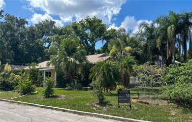 Lake Home For Sale in Winter Haven, Florida