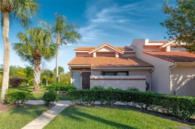 Sandpiper Villa furnished with 2 bedrooms and 2.5 bathrooms with - photo 3