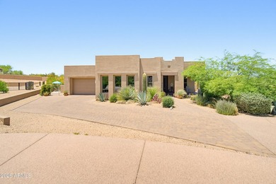 Experience Arizona luxury living in the prestigious gated - photo 4
