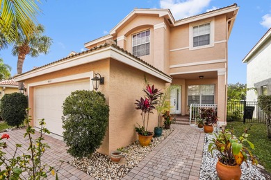 (private lake, pond, coastal) Home For Sale in Greenacres Florida