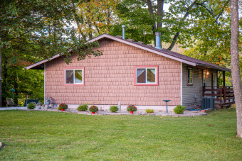 Beautiful Lakefront Cottage Home! - Lake Home For Sale in Mount Gilead, Ohio