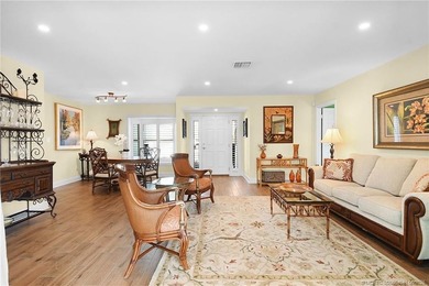 Beautiful updated CBS 2 Bedroom, 2 Bathroom 1671 Sq Ft, Golf - photo 6