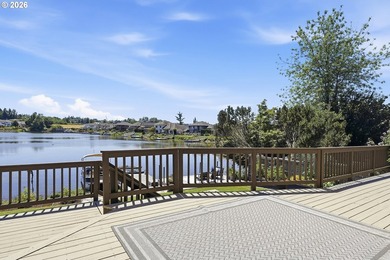 Wake up to breathtaking lake views and experience the best of - photo 27
