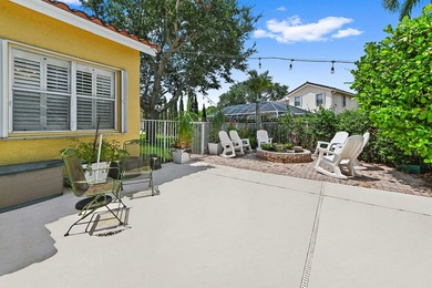 Welcome to a vibrant Lake Charleston pool home that blends - photo 28