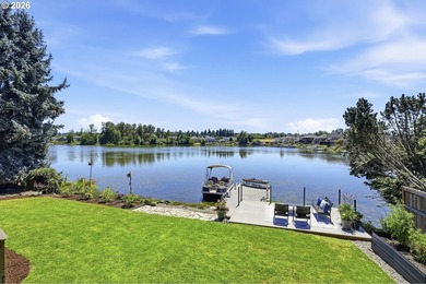 Wake up to breathtaking lake views and experience the best of - photo 30