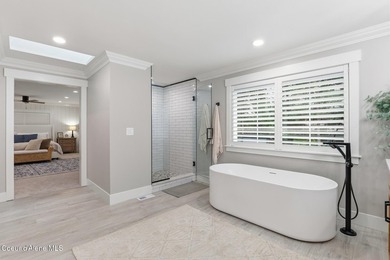 Forest Hills gem in the heart of Hayden! Located in one of the - photo 37