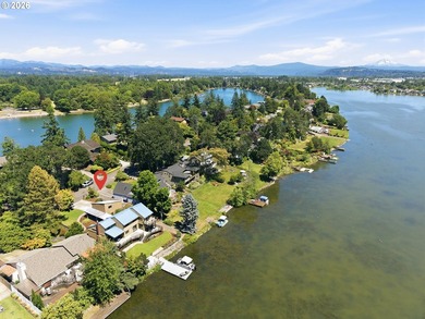 Wake up to breathtaking lake views and experience the best of - photo 37
