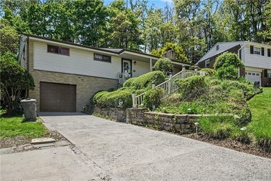 Beautifully maintained 3-bedroom, 3-bath home MUCH LARGER THAN - photo 2