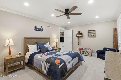 Forest Hills gem in the heart of Hayden! Located in one of the - photo 48