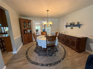 Beautifully maintained 3-bedroom, 3-bath home MUCH LARGER THAN - photo 8