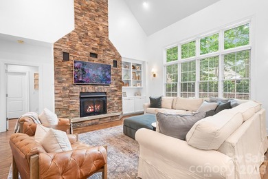 Seller is offering $10K in closing costs. Beautifully updated - photo 10
