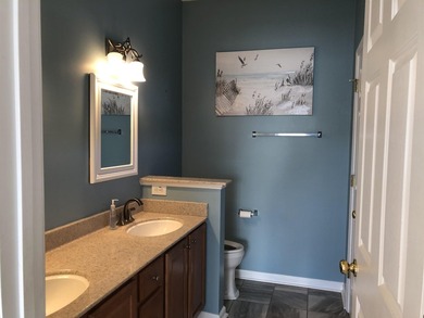 Beautifully updated & well maintained 3-bdrm, 2-bath home on a - photo 14