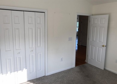 Beautifully updated & well maintained 3-bdrm, 2-bath home on a - photo 20