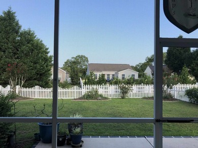 Beautifully updated & well maintained 3-bdrm, 2-bath home on a - photo 25