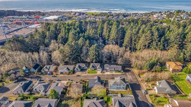 Beautiful 2018 Garden Estates custom home with 2 master suites - photo 2