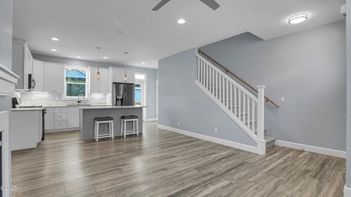 Beautiful 2018 Garden Estates custom home with 2 master suites - photo 6