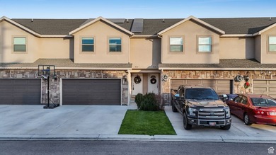 Utah Lake Townhome/Townhouse For Sale in Spanish Fork Utah
