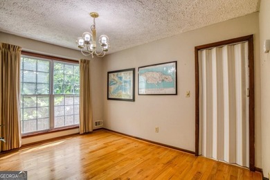Opportunity awaits in the sought-after Lake Morris area of - photo 11