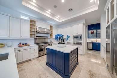 Stunning custom built modern mediterranean lakefront home - photo 12