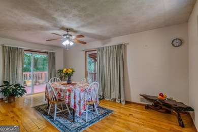 Opportunity awaits in the sought-after Lake Morris area of - photo 14