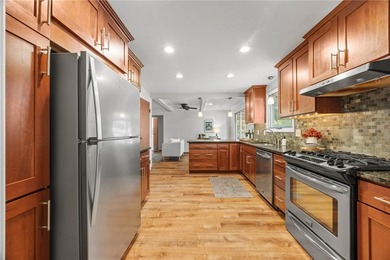 Welcome to this beautifully updated 1,444 sq.' Ranch featuring 3 - photo 17