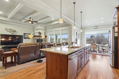 Welcome to The Reserve at Pinewood Lakes, a gated Star community - photo 26