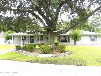 If you're looking for a home in the highly sought-after Bayou - photo 3